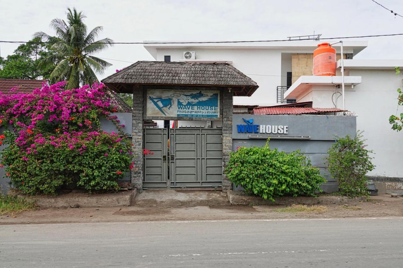 Wave House Gerupuk South Lombok Panzió Praya Kültér fotó